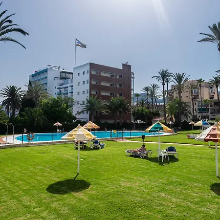 La Roca Apartment