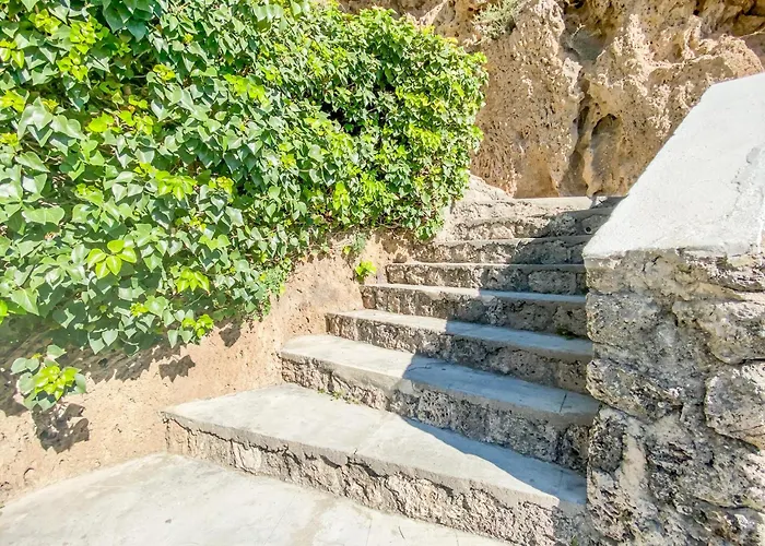 La Roca Appartement *